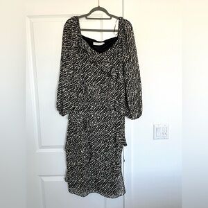 Black-white floral Dress with Bishop Sleeves